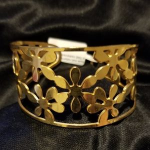 Gold Dainty Flower Cuff Bracelet